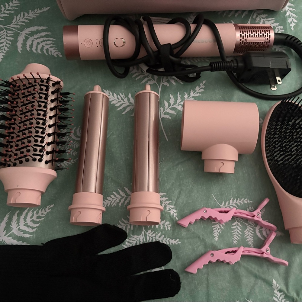 Brand new Mescomb 5 in 1 hair styling set